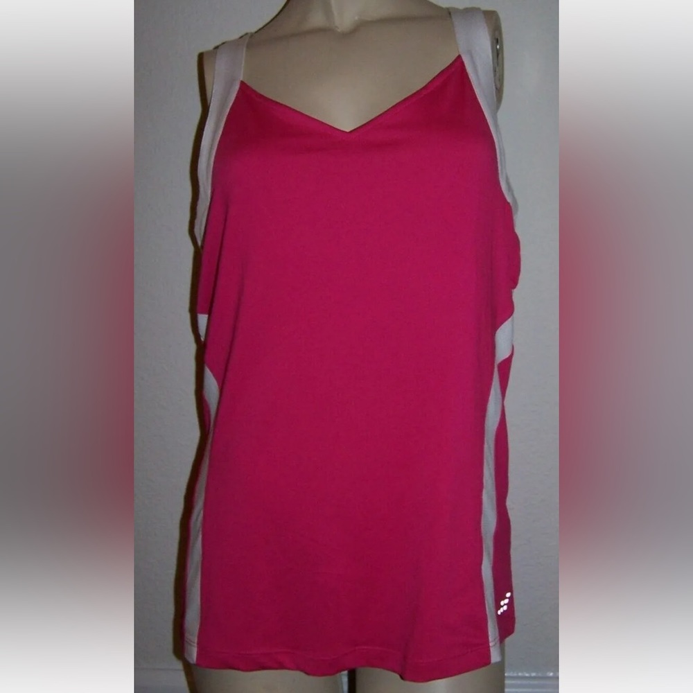 Super Trendy Pink &
White T-Back Workout Top